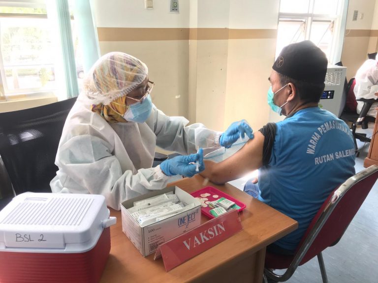 Kegiatan Program Vaksinasi Covid-19 Tahap II untuk WBP Lansia Lapas/Rutan Kanwil Kemenkumham DKI Jak
