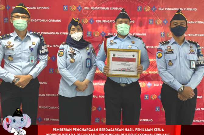 PEMBERIAN PENGHARGAAN BERDASARKAN HASIL PENILAIAN KERJA INDIVIDU KEPADA PEGAWAI DI LINGKUNGAN RSU PE