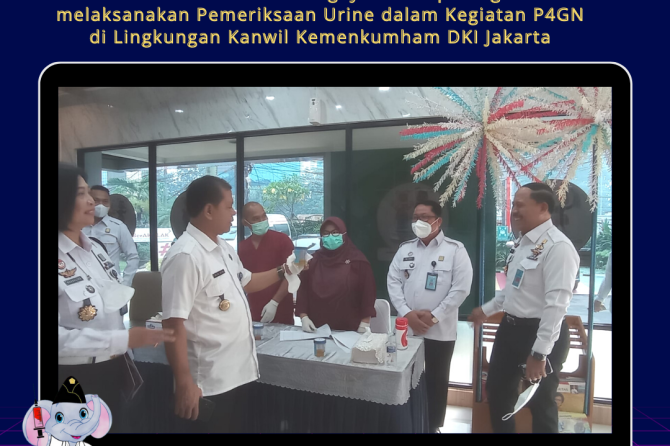 TIM NAKES RSU PENGAYOMAN CIPINANG KANWIL KEMENKUMHAM DKI JAKARTA MELAKSANAKAN PEMERIKSAAN URINE DI K